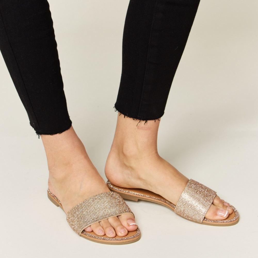WILD DIVA Rhinestone Open Toe Flat Sandals